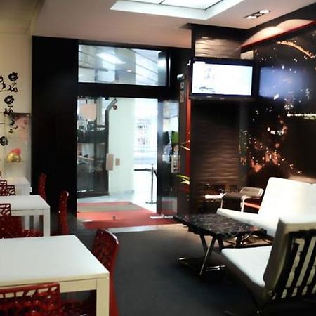 Guesthouse City Central International Skopje Ngoại thất bức ảnh