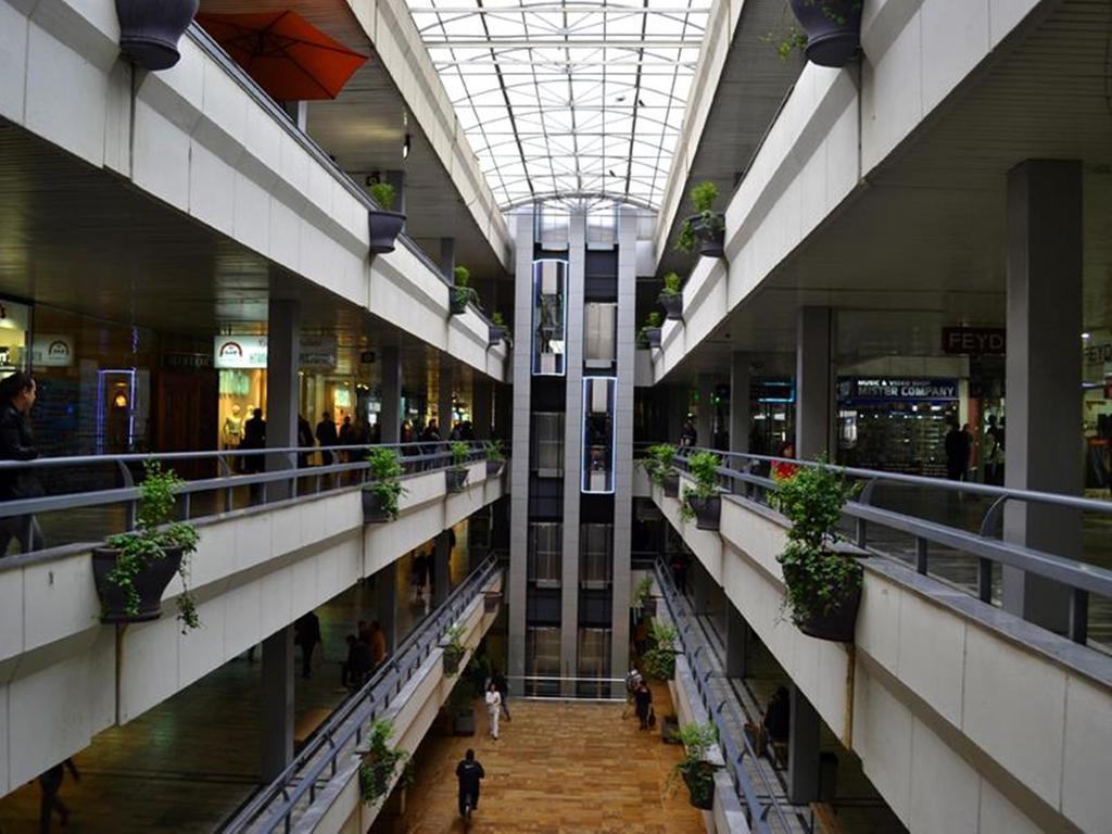Guesthouse City Central International Skopje Ngoại thất bức ảnh