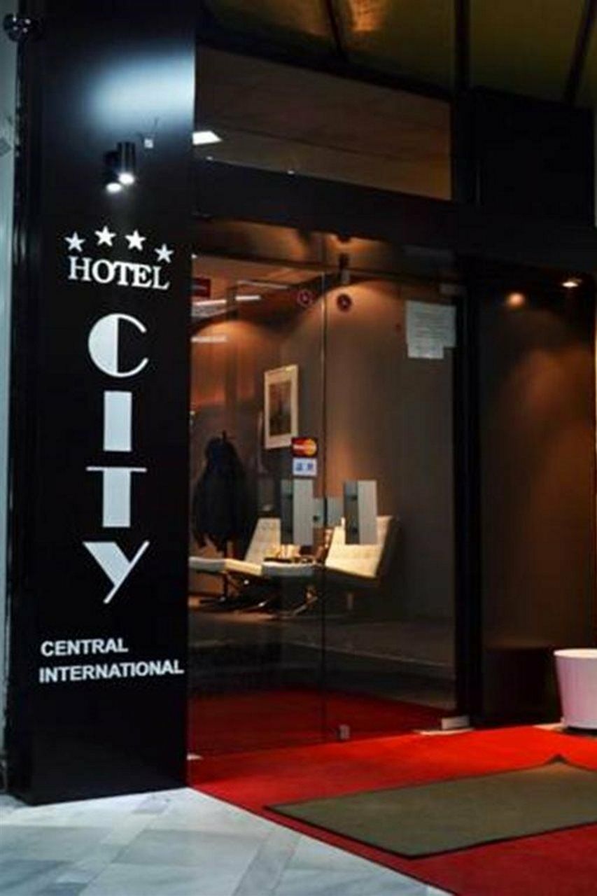 Guesthouse City Central International Skopje Ngoại thất bức ảnh